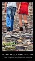 IR CON TU NOVIO DE LA MANO - y sentir a todas las perras envidiosas viendote (: